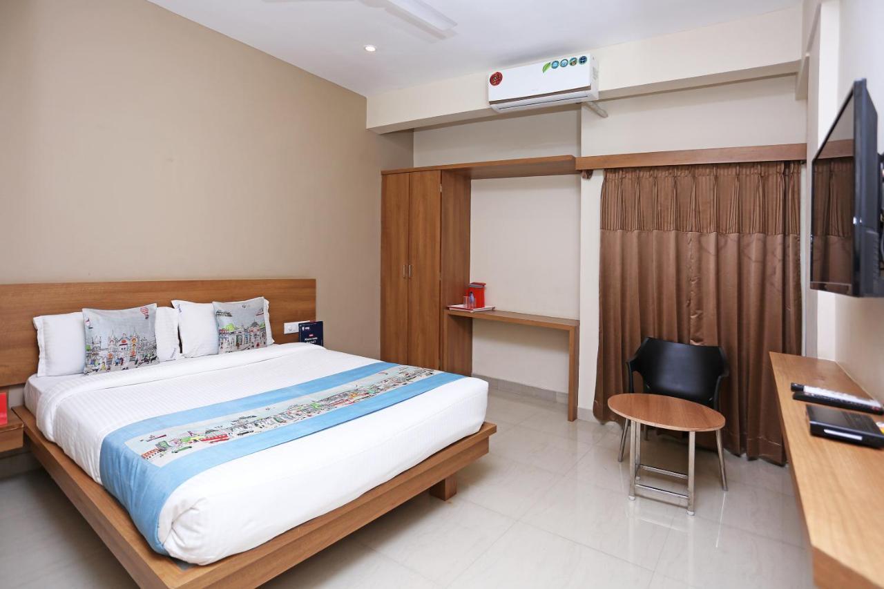 Oyo 6447 Samasth Rooms And Suites Mysore Buitenkant foto
