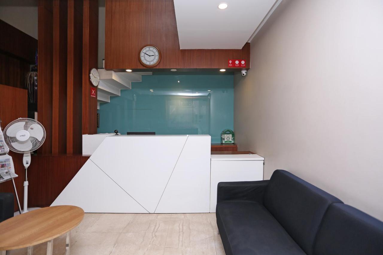 Oyo 6447 Samasth Rooms And Suites Mysore Buitenkant foto
