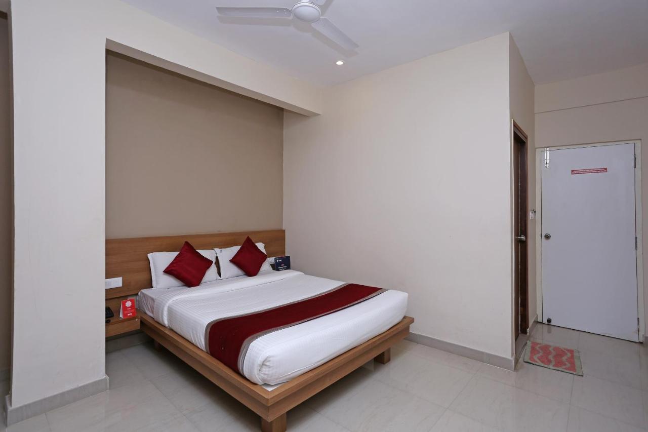 Oyo 6447 Samasth Rooms And Suites Mysore Buitenkant foto