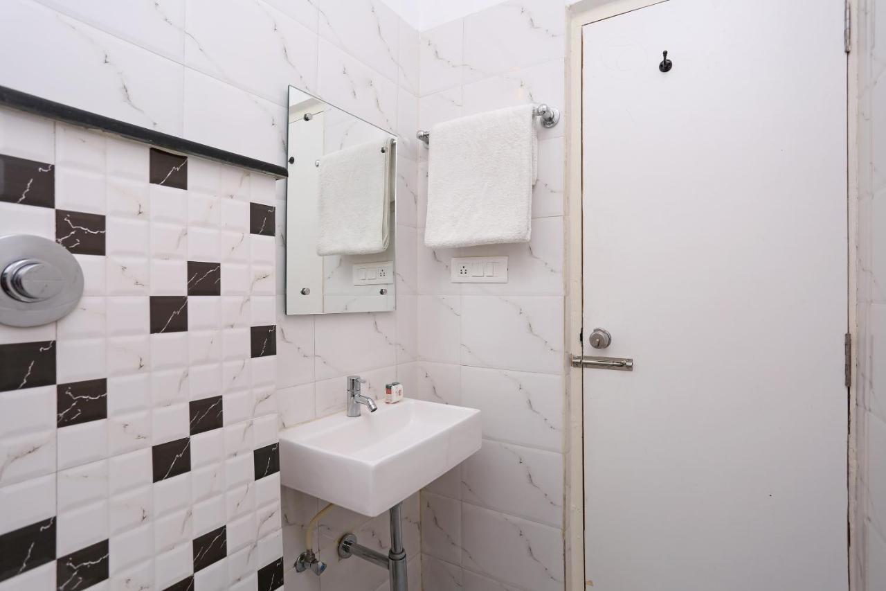 Oyo 6447 Samasth Rooms And Suites Mysore Buitenkant foto