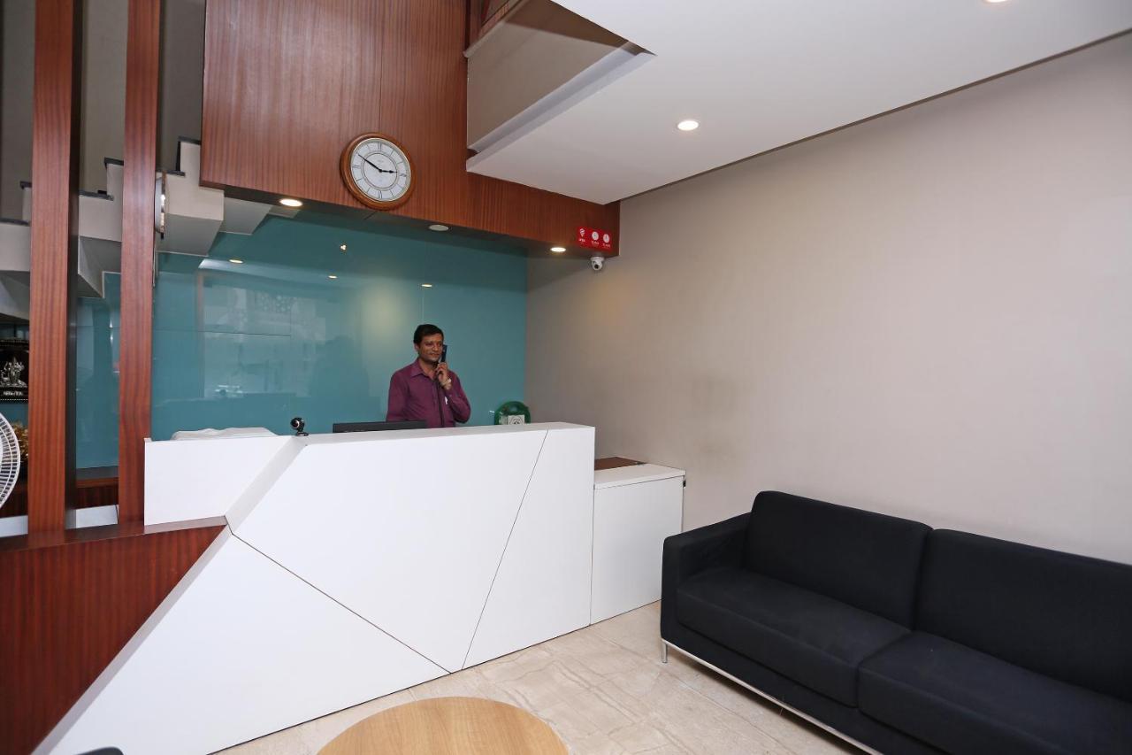 Oyo 6447 Samasth Rooms And Suites Mysore Buitenkant foto