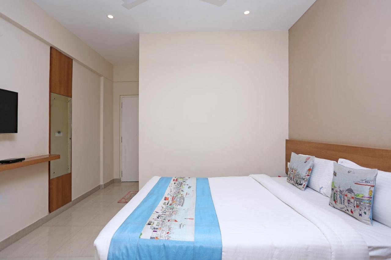 Oyo 6447 Samasth Rooms And Suites Mysore Buitenkant foto